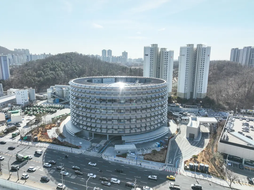 현대자동차 정비소 여기까지 왔다. 사진 6/17