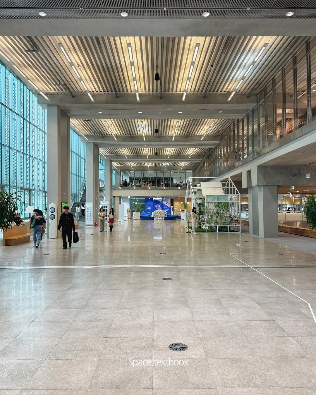한국 공공건축의 걸작, 사진 8/17